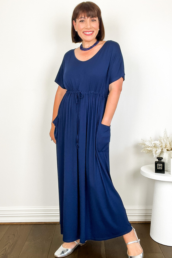 Oversized navy dress in bamboo.