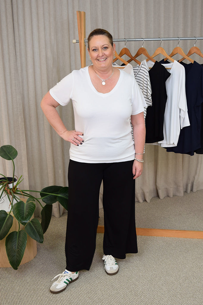 Classic V Neck - White