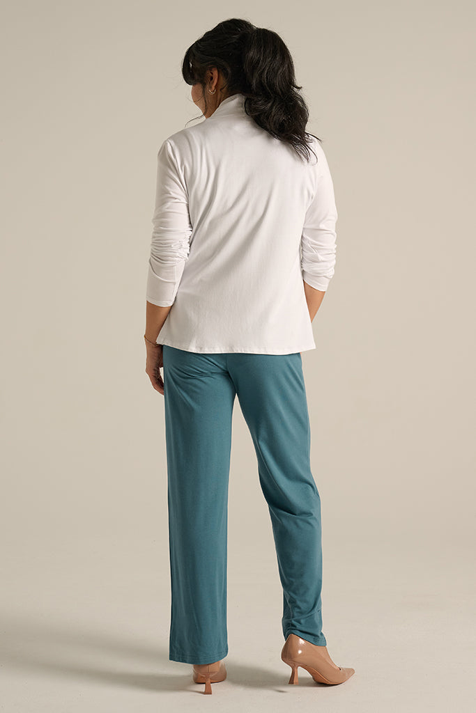 Soft ocean-coloured pants in bamboo blend with a flexible fit and flattering cut