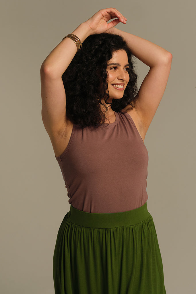 green skirt with elastic band styled with the tank top in chocolate mousse colour