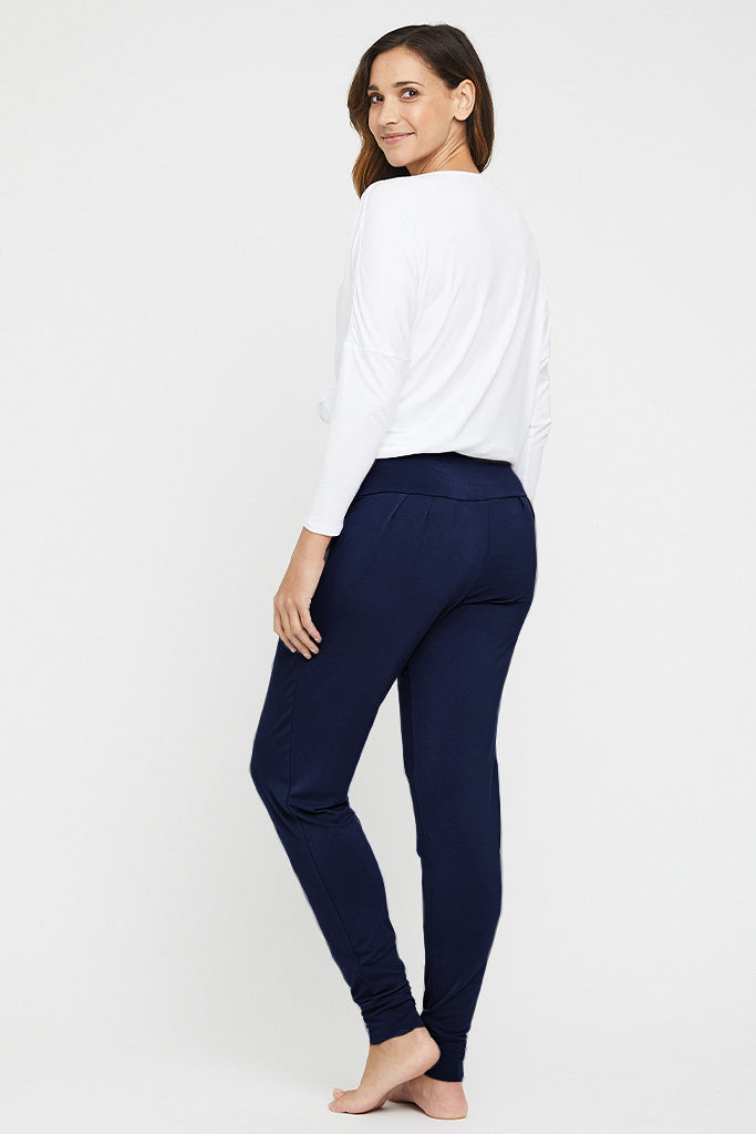 Softline Slouch Pants - Navy