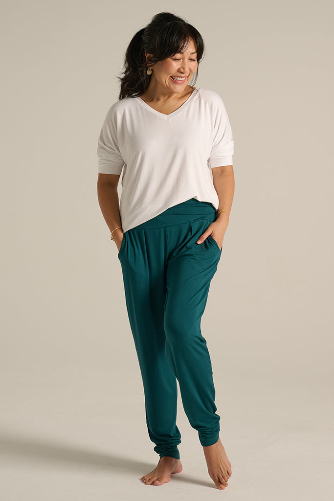 Softline Slouch Pants - Pine