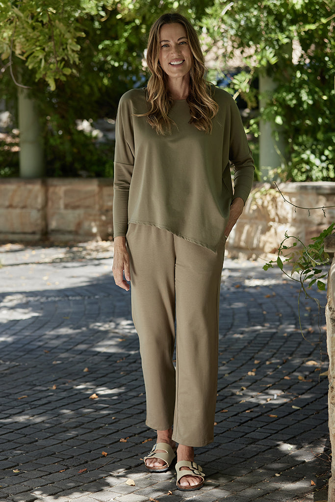 straight leg soft bamboo. pants with side pockets