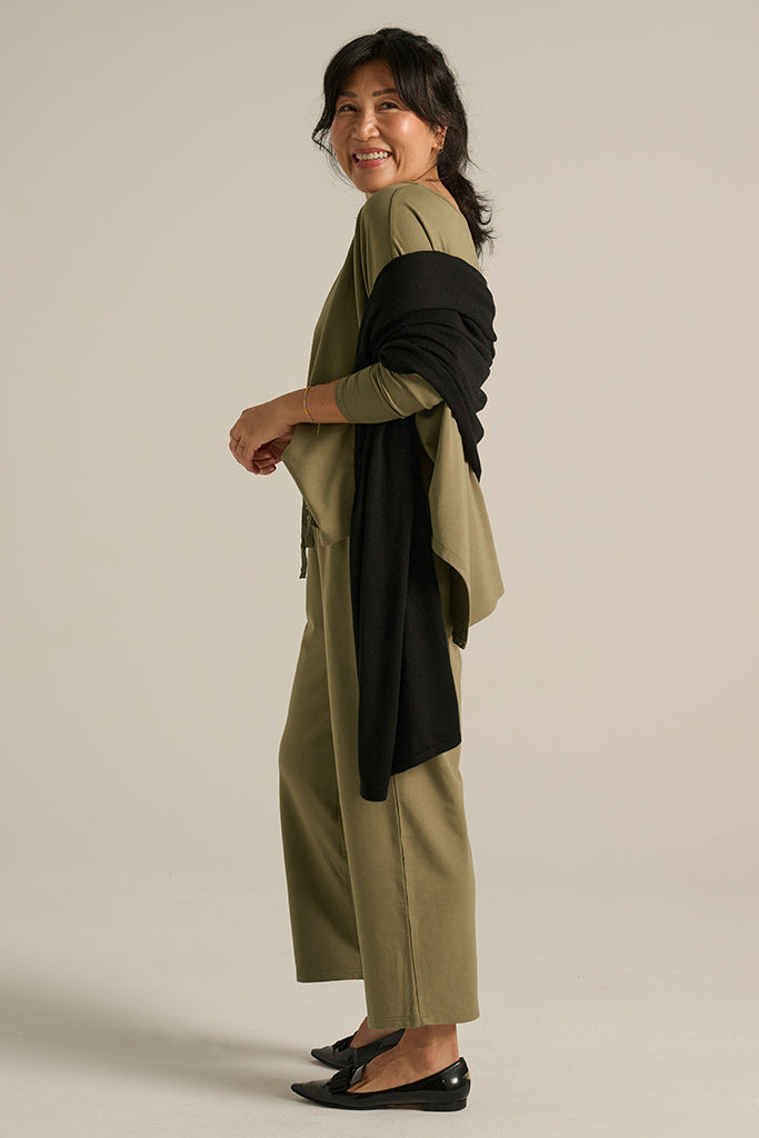 Bamboo & Recycled Cashmere Wool Travel Wrap - Black