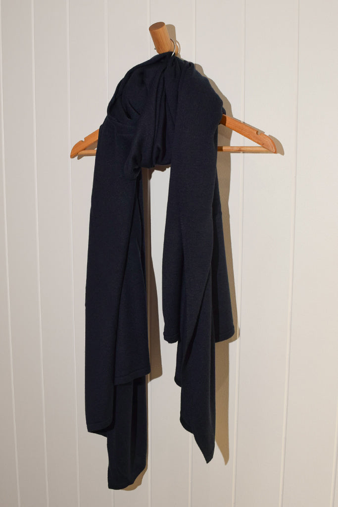 Bamboo & Recycled Cashmere Wool Travel Wrap - Dark Navy