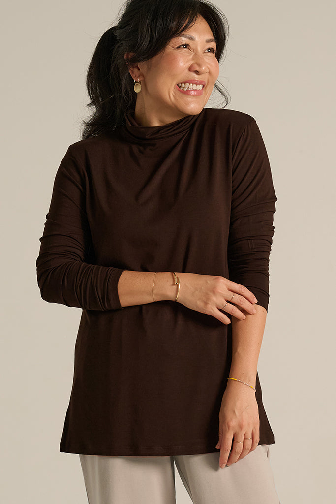 Bamboo Turtle Neck - Chocolate