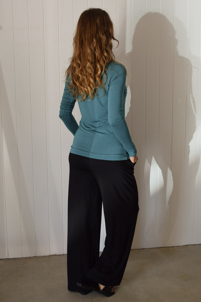 Bamboo Turtle Neck - Ocean