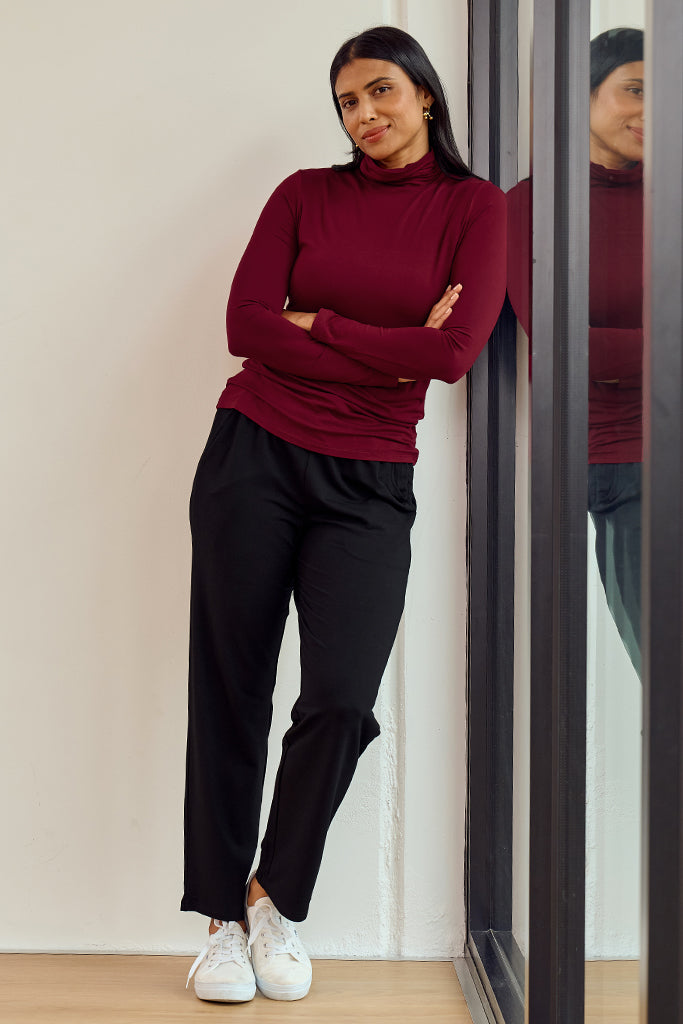 Bamboo Turtle Neck - Rich Red