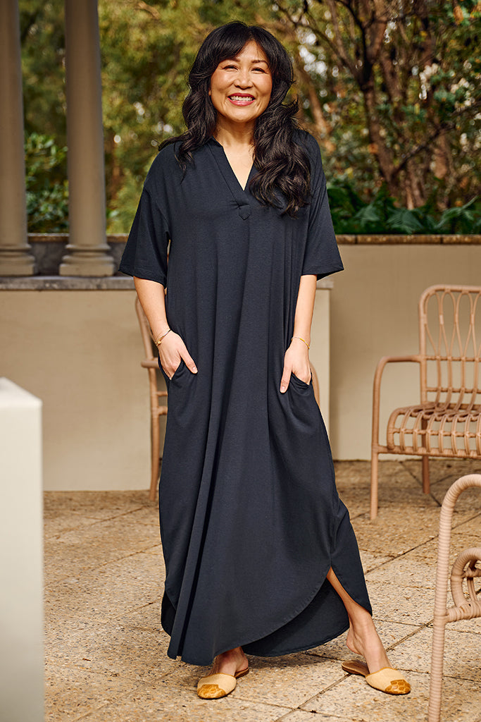 Relaxed navy bamboo-line dress, perfect for summer