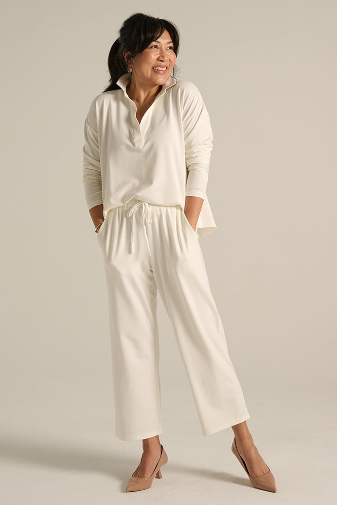 elegant soft white pants with side pockets