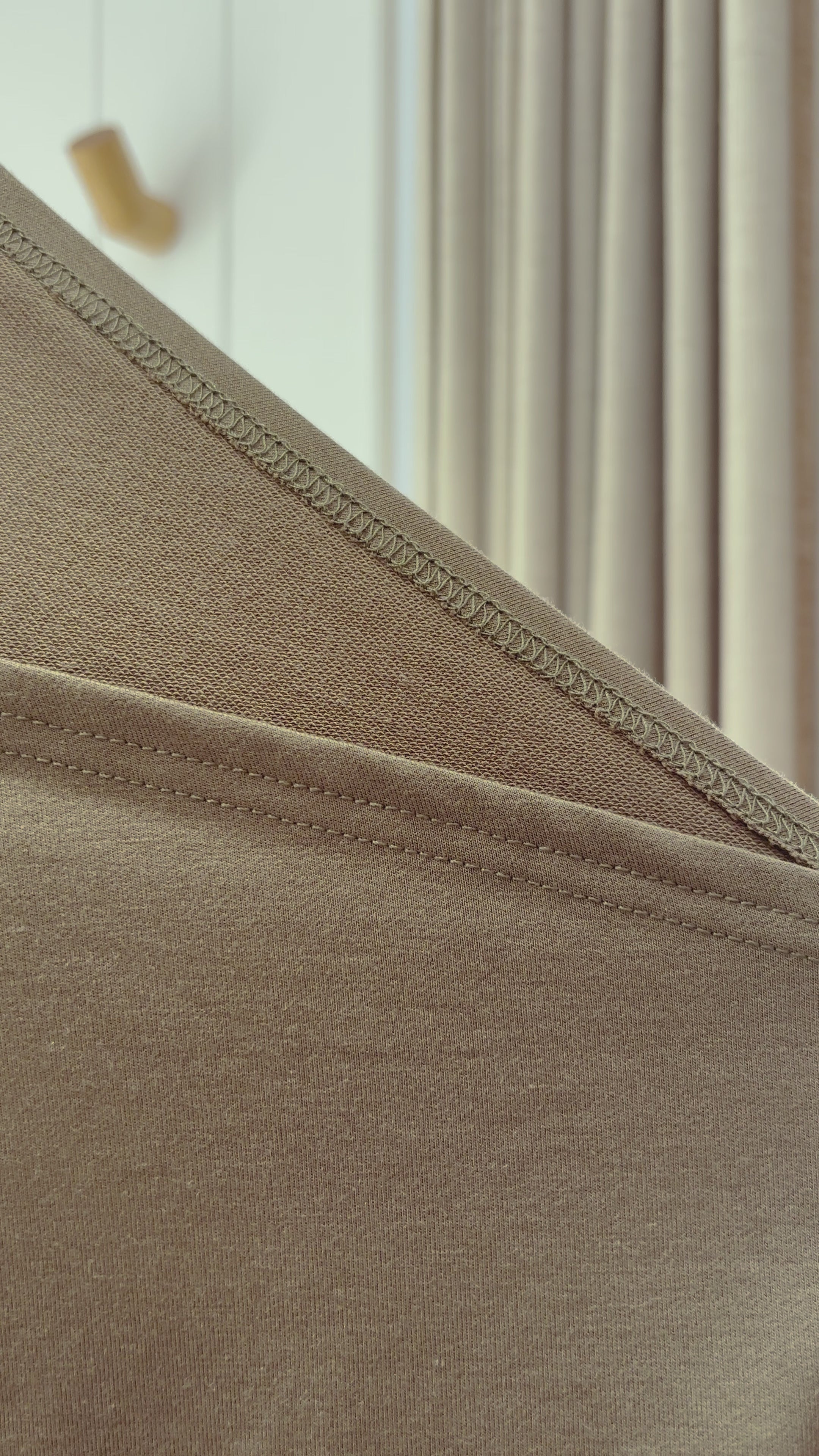 a video of the soft terry bamboo fabric