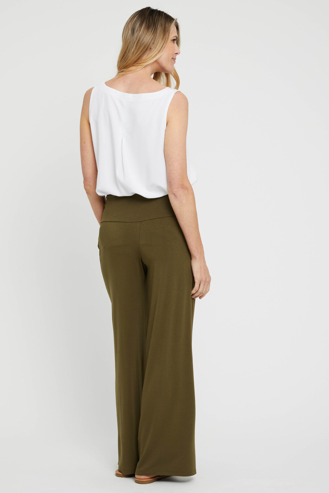 back view of the luxe wide leg pant with comfy foldable waistband