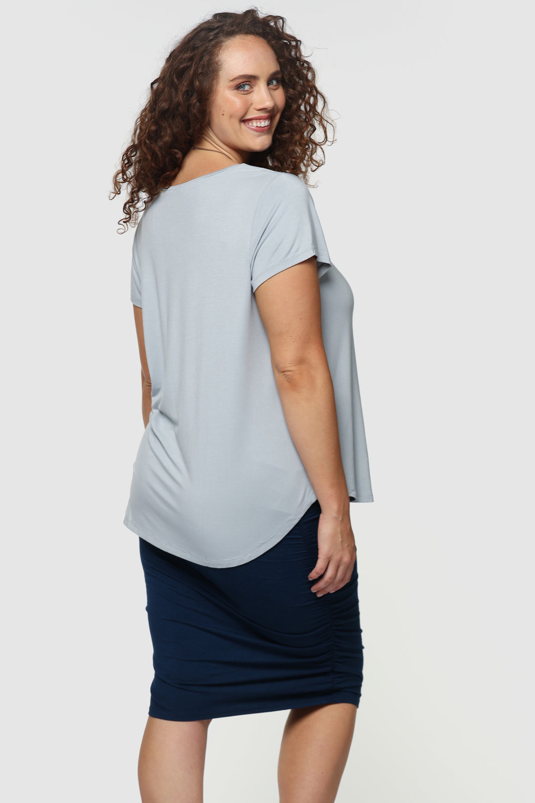 curvy bamboo ruched skirt in navy