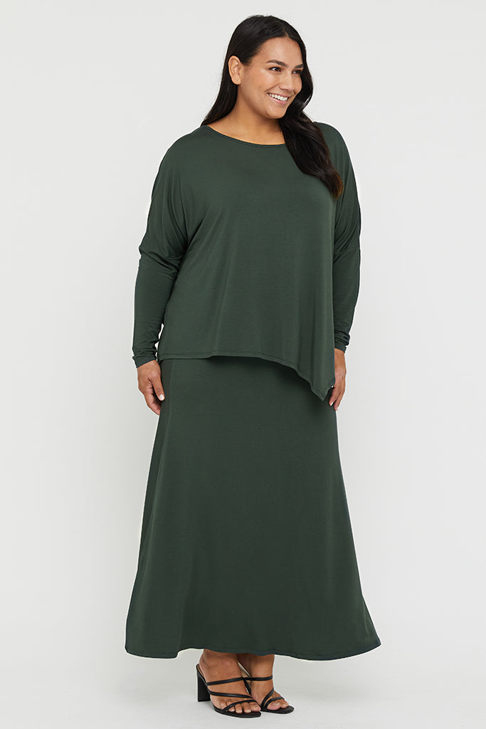 comfortable maxi skirt for plus size women
