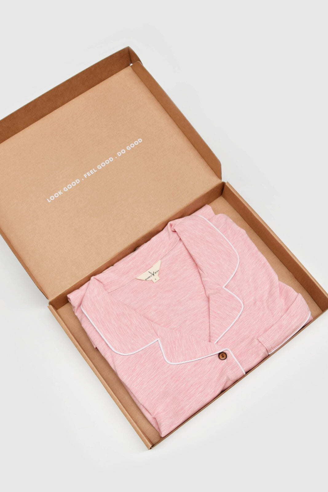 Recyclable gift packaging.