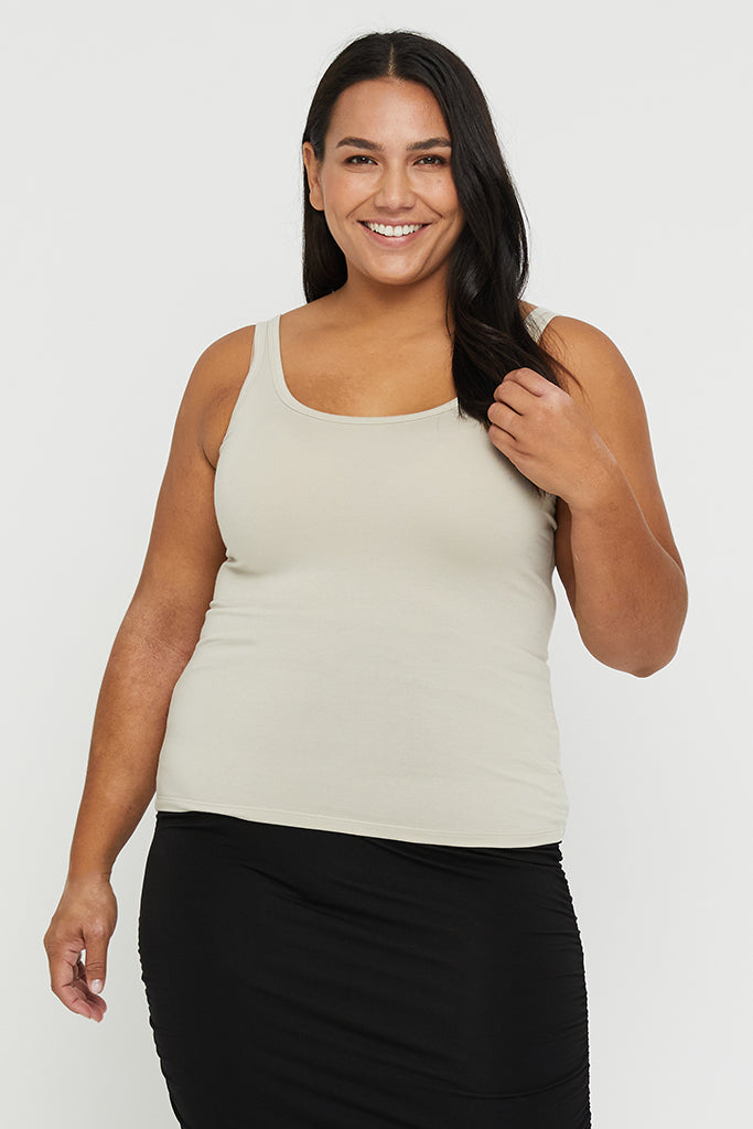 Bamboo scoop singlet in bone