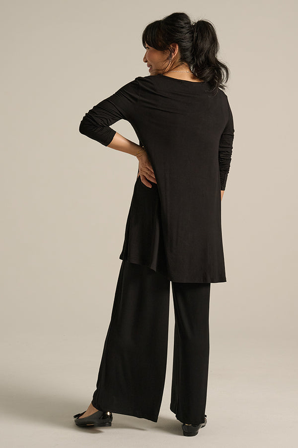Leanne Tunic - Black | Bamboo Body