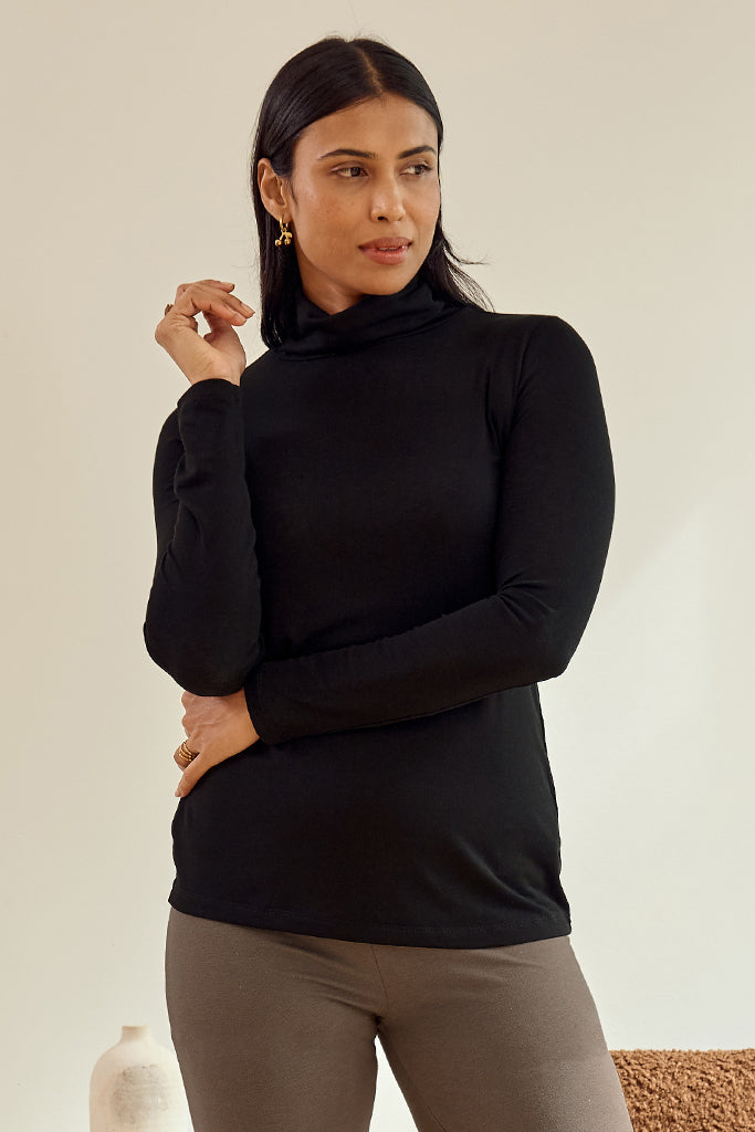 Maya Turtle Neck Knit - Black