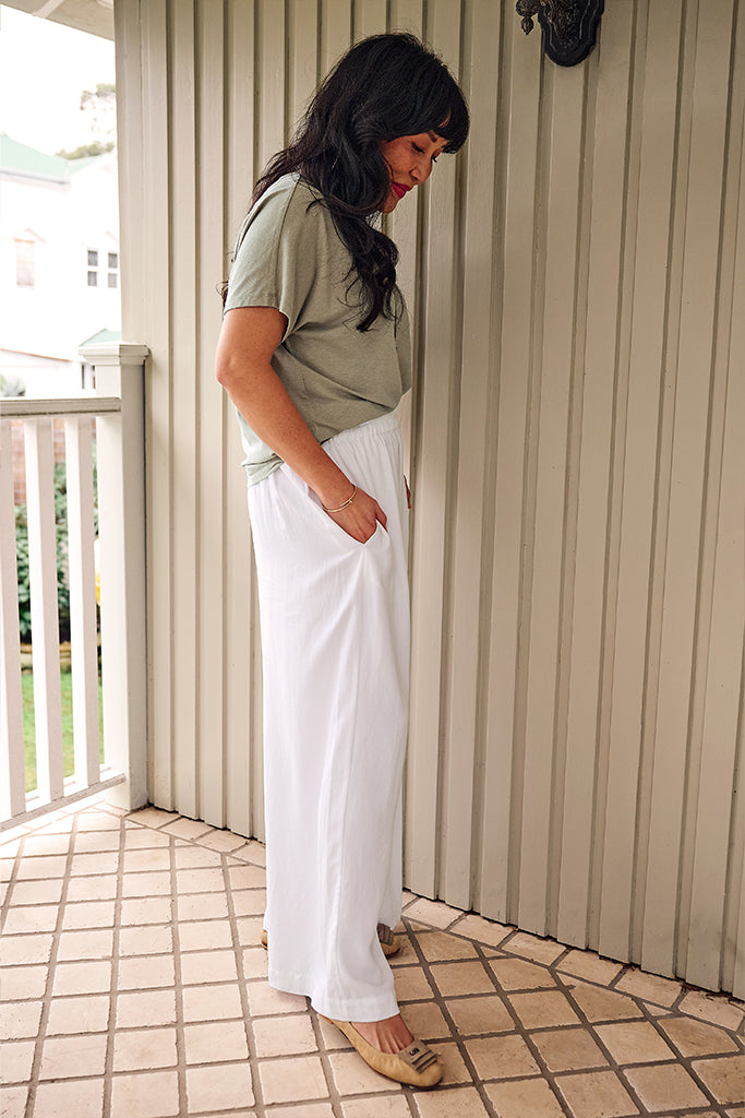 Bamboo Linen Pax Tee - Tea Green