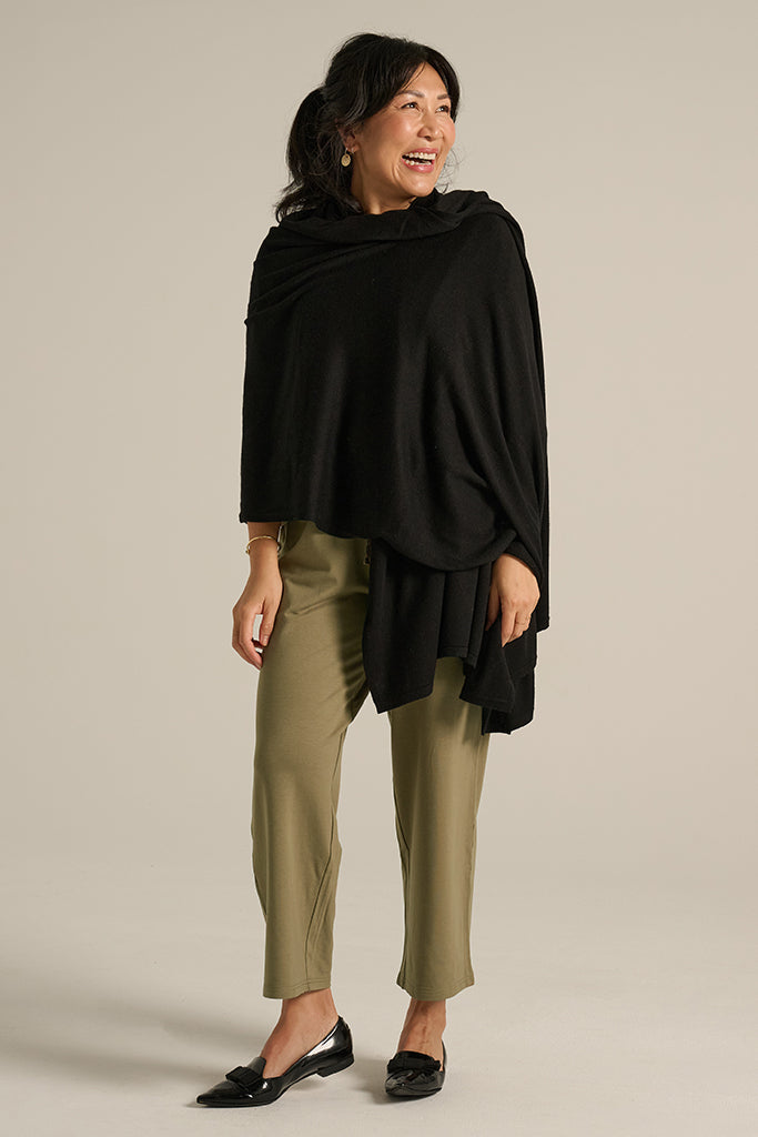 Bamboo & Recycled Cashmere Wool Travel Wrap - Black