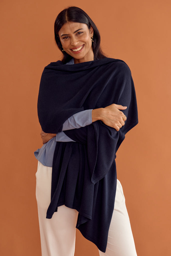 Bamboo & Recycled Cashmere Wool Travel Wrap - Dark Navy