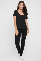 Classic Scoop Neck - Black